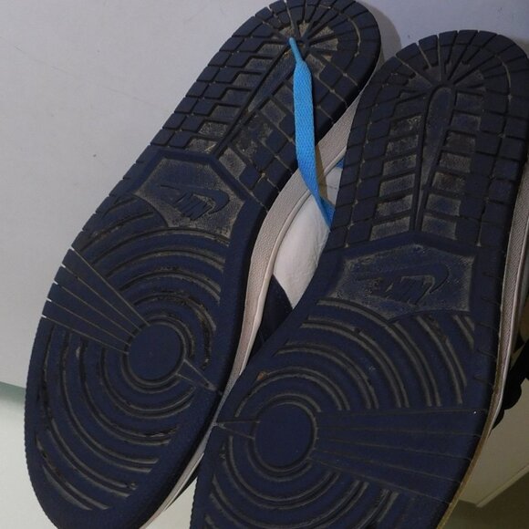 High top Jordan 1 Obsidians - Picture 3 of 4